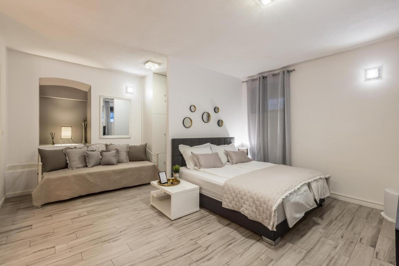 Apartments And Rooms Villa Lina Split Exterior foto