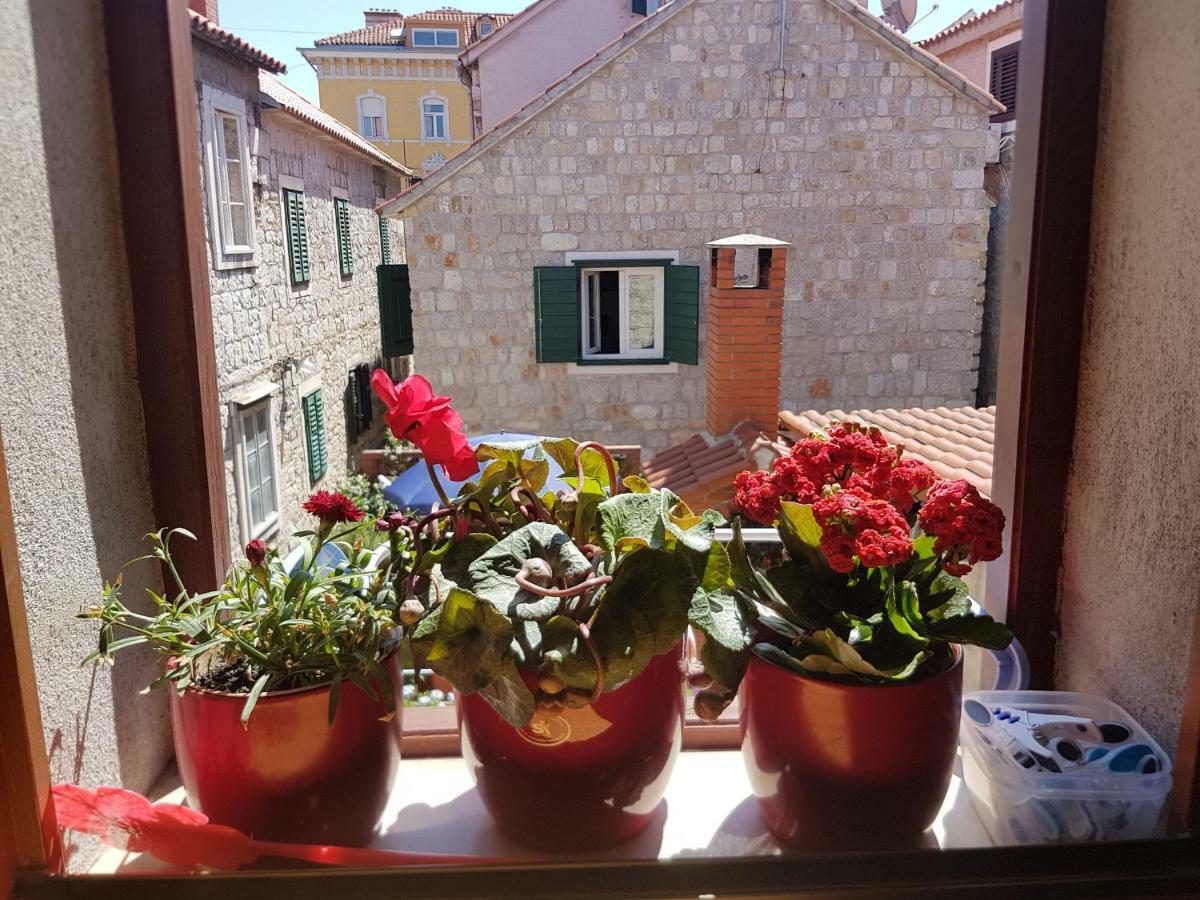 Apartments And Rooms Villa Lina Split Exterior foto